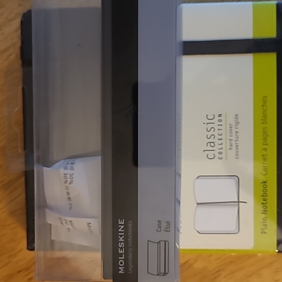 Moleskine Notebook and Moleskine Black pen case - Picture 3 of 3